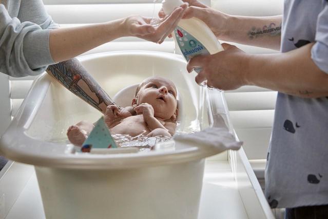 Bathing Newborn with Johnson's® CottonTouch® Wash & Shampoo